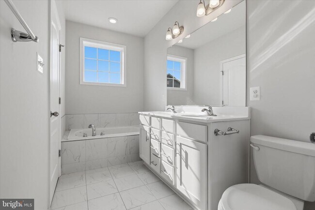 Building Photo - 5818 Imperial Dr