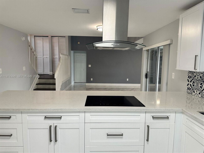 Building Photo - 14024 SW 148th Ln