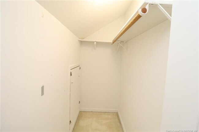 Building Photo - 119 Loch Bend Ln
