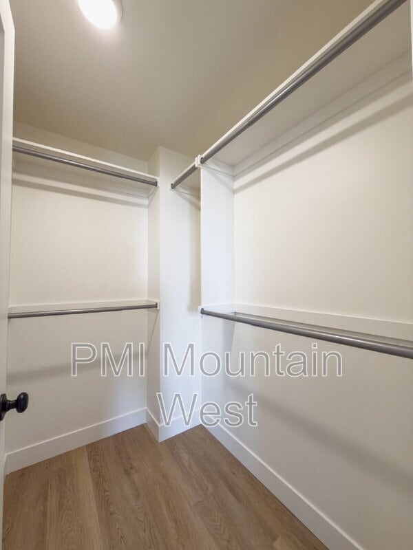 Building Photo - 345 S 850 E