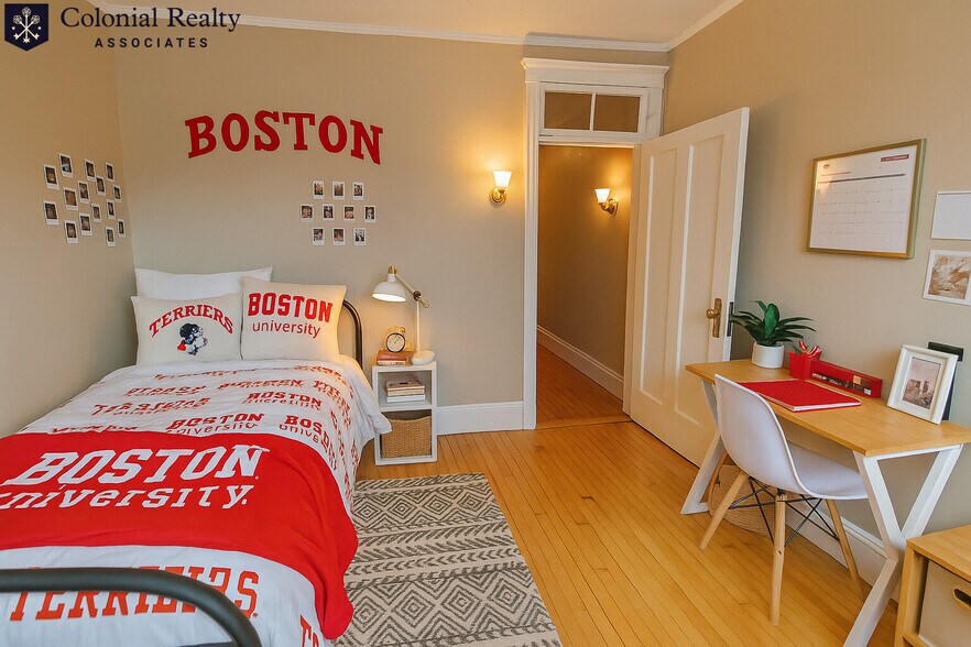 Building Photo - 68 Egmont St