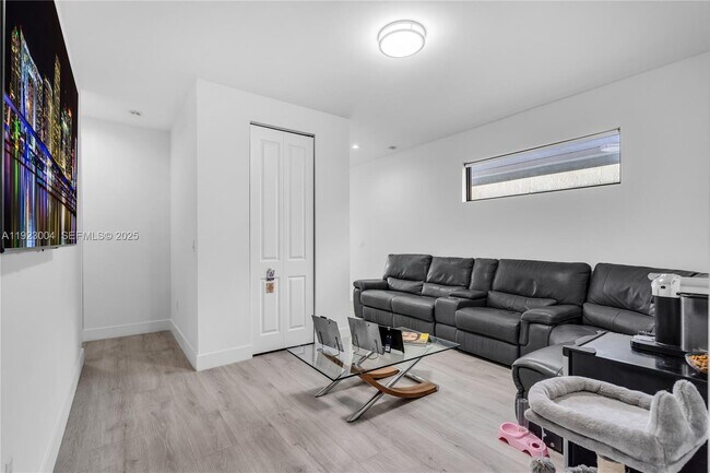 Building Photo - 4363 NW 81st Ave