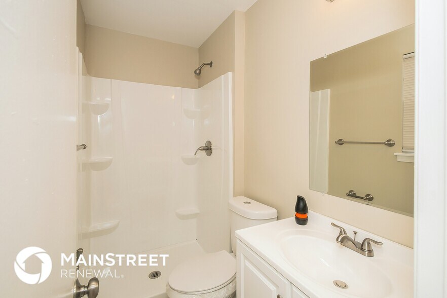 Building Photo - 102 Moonglow Dr