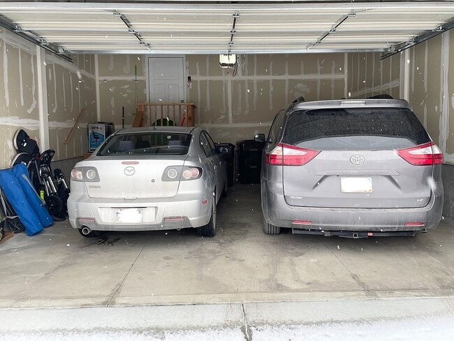 Building Photo - 1999 E Abbey Way