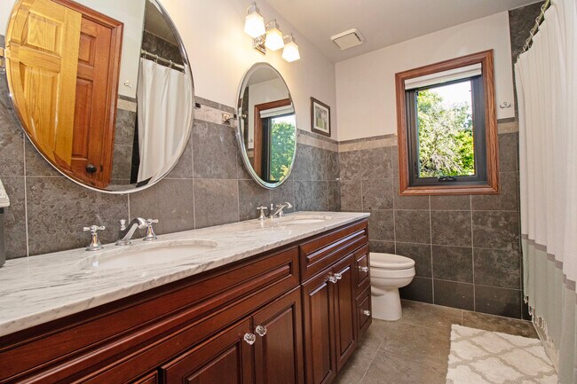 Building Photo - 2266 Copperfield Dr