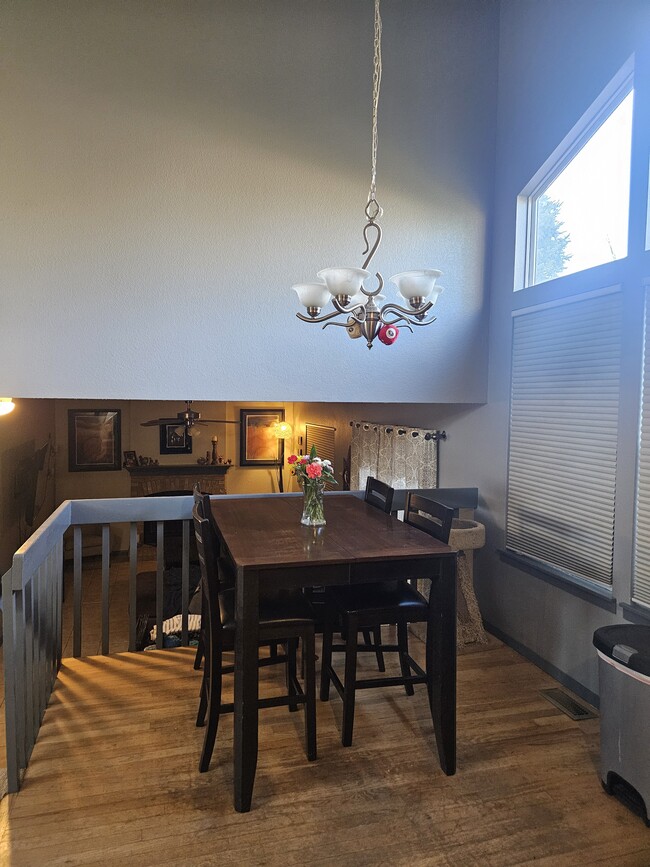 Dining Area - 6265 Nassau Ct