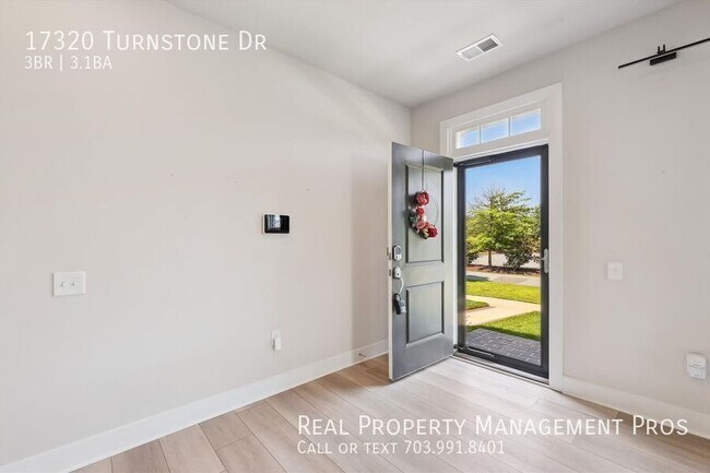 Building Photo - 17320 Turnstone Dr