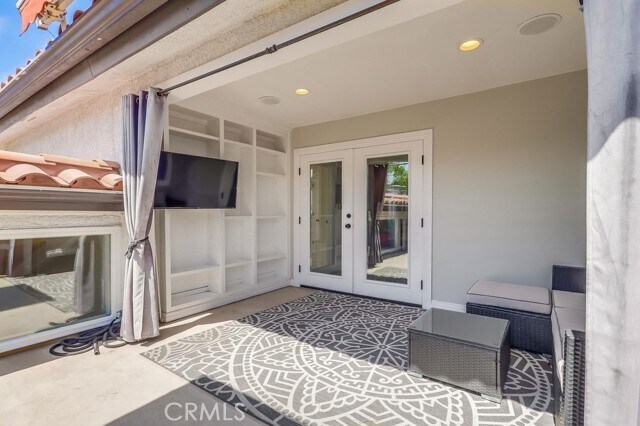 Building Photo - 6063 Lido Ln