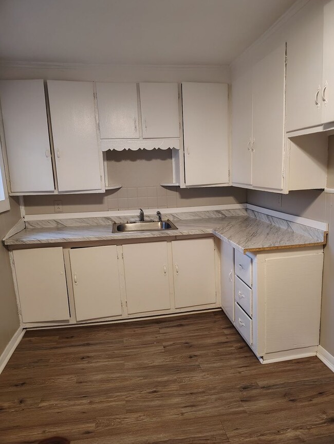 Building Photo - 1-3 McConnel Avenue