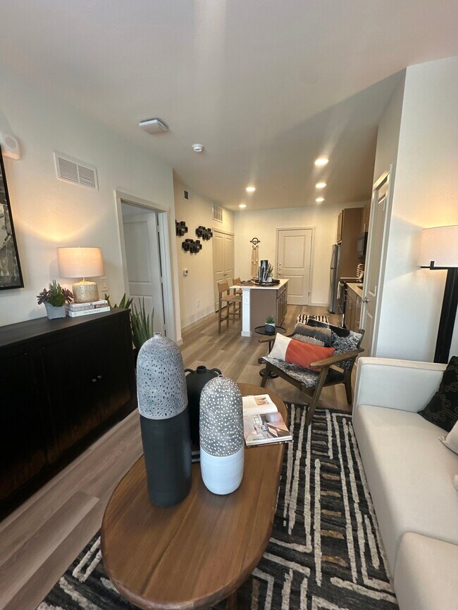 Building Photo - 3900 PGA Pkwy