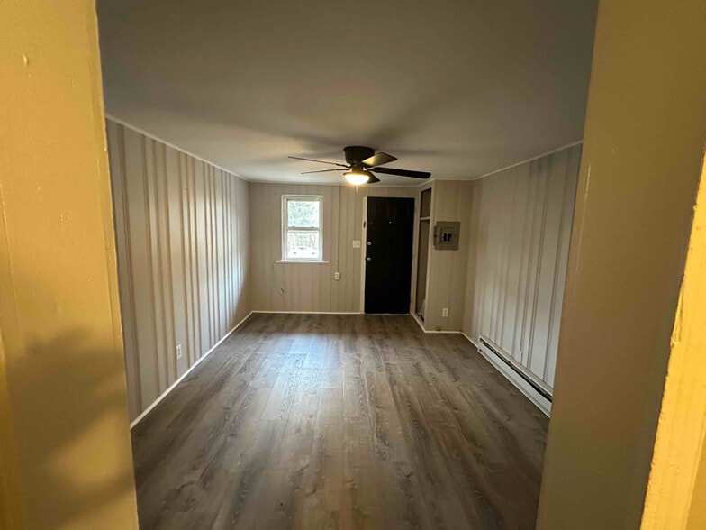 Building Photo - 95 New Freedom Rd