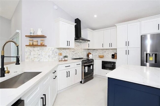 Building Photo - 2913 Eagle Lake Dr