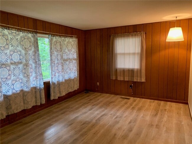 Building Photo - 40 Hatcher Dr