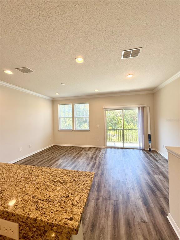 Building Photo - 5750 Desert Rose Pl