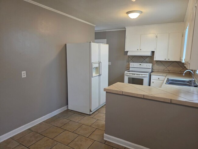 Building Photo - 3482 NC 268