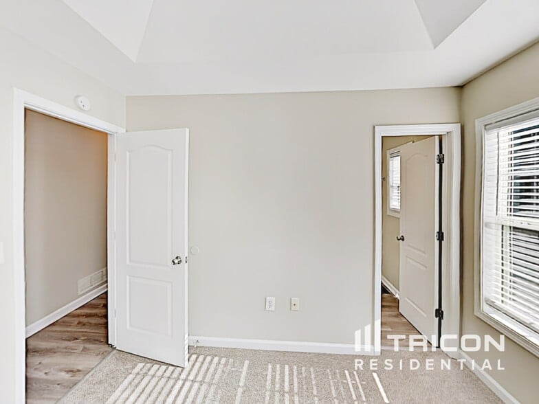 Building Photo - 166 Millwheel Dr