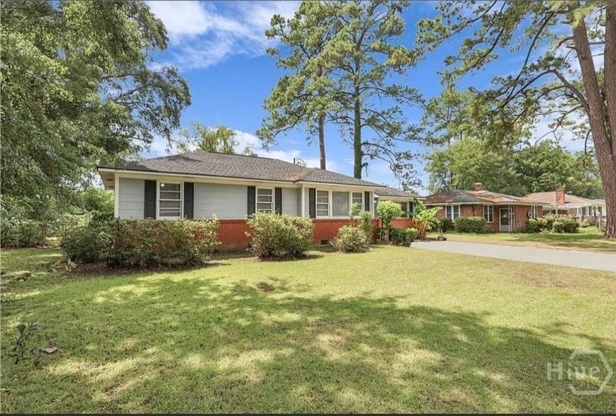 Building Photo - 7 Chippewa Dr