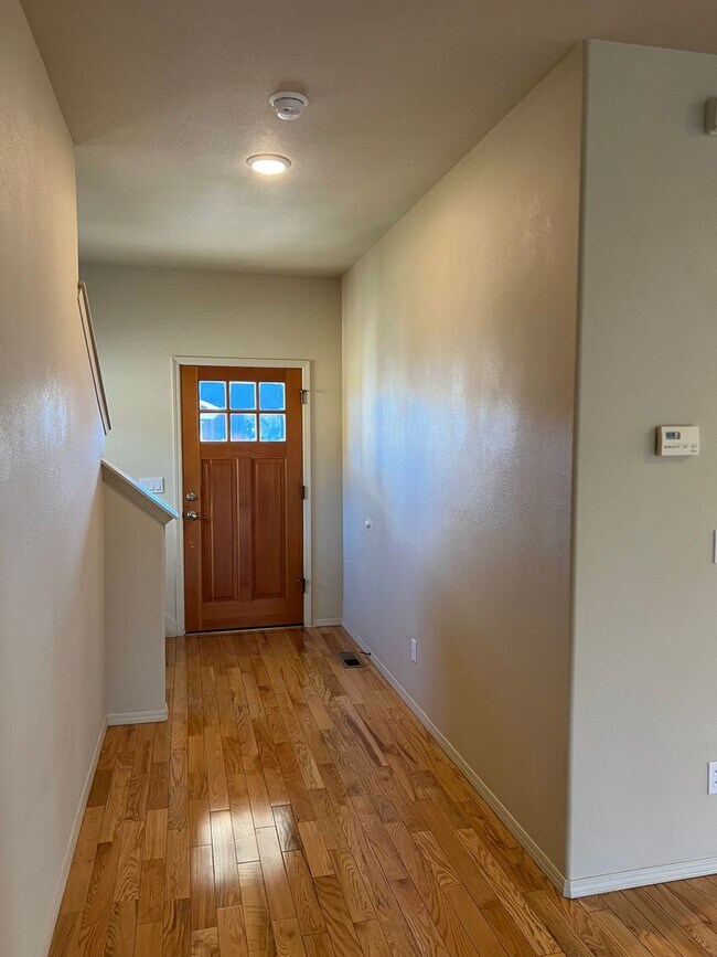 Building Photo - 20642 Songbird Ln