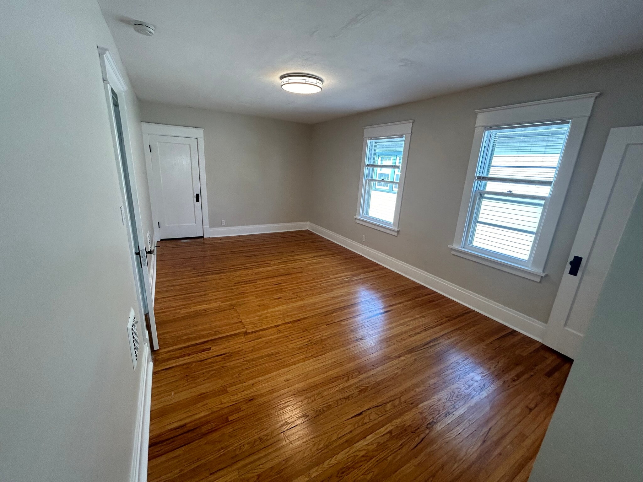 Building Photo - 473 Colvin Ave