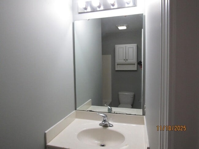 Building Photo - 4128 Horseshoe Rd N