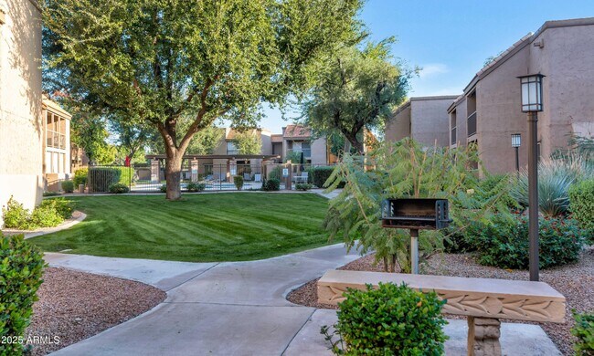 Building Photo - 8260 E Arabian Trail