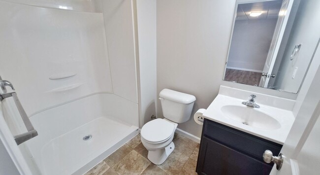 Building Photo - 3 Bed / 3-1/2 Bath Single Family Townhome