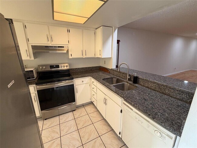 Building Photo - 3231 Teeside Dr