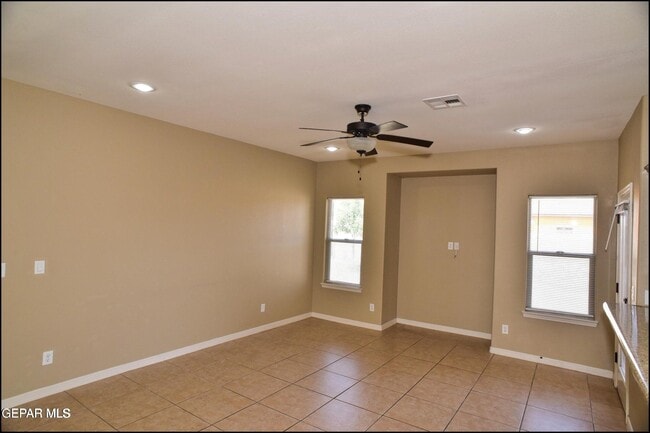 Building Photo - 1037 Callisto Ct