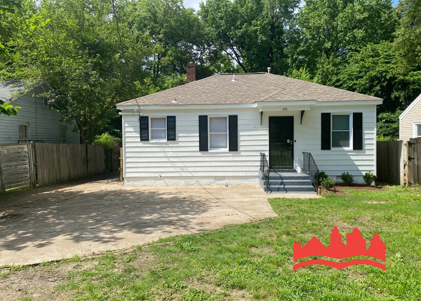 Primary Photo - 3722 Fairoaks Ave