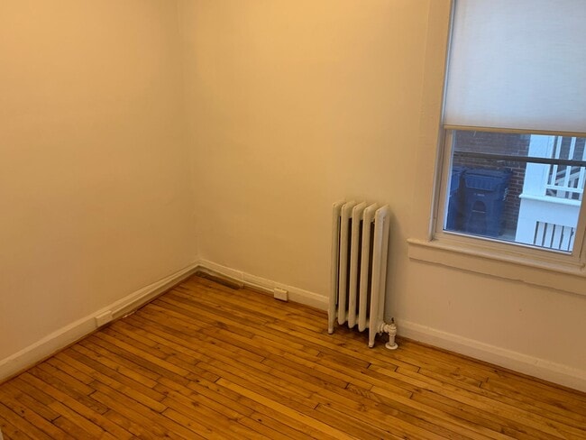 Building Photo - 42 Hampshire St