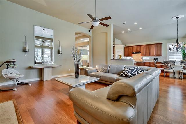 Building Photo - 2107 Crowbridge Dr