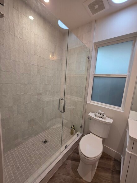 Building Photo - 2796 Dalenhurst Pl