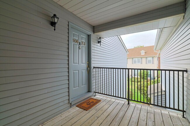 Building Photo - 106 Cartwheel Ct