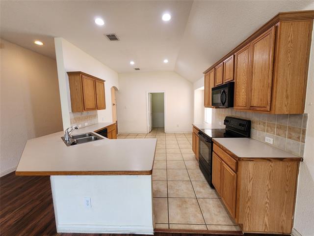 Building Photo - 3216 Chesington Dr
