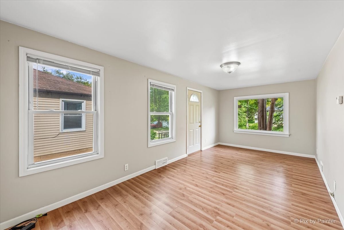 Living Room - 6425 Maple Ave