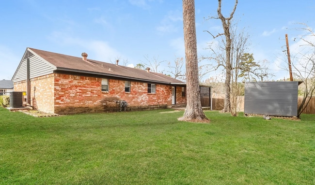 Building Photo - 500 Allison St