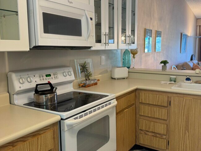 Building Photo - 801 Sabal Ridge Cir