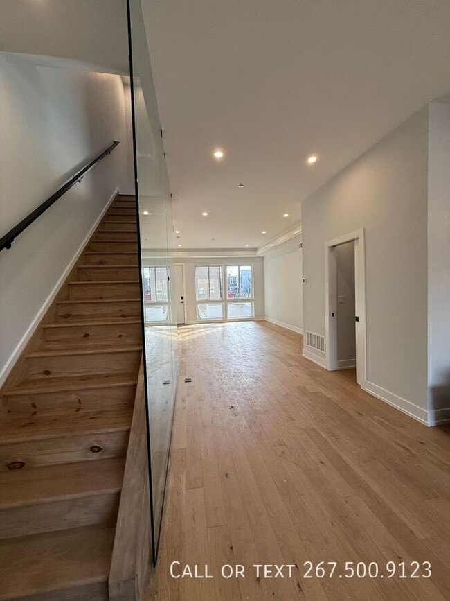 Building Photo - 3005 Gaul St