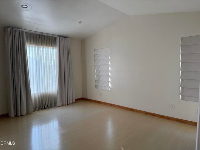 Building Photo - 833 Calle La Primavera