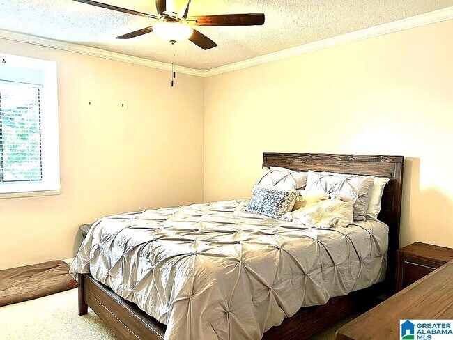 Building Photo - 1303 Woodland Vlg