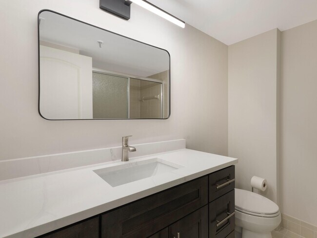 Building Photo - 7380 S Oriole Blvd