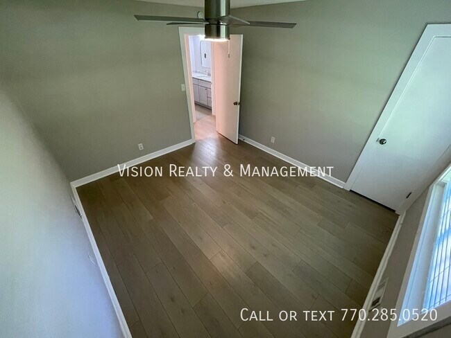 Building Photo - 4125 Flat Shoals Rd