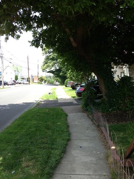 Street View - 2763 Mount Carmel Ave