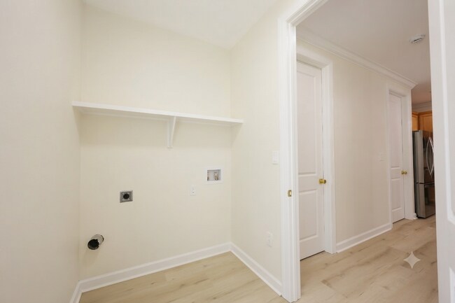 Building Photo - Church Street Village Home For Rent