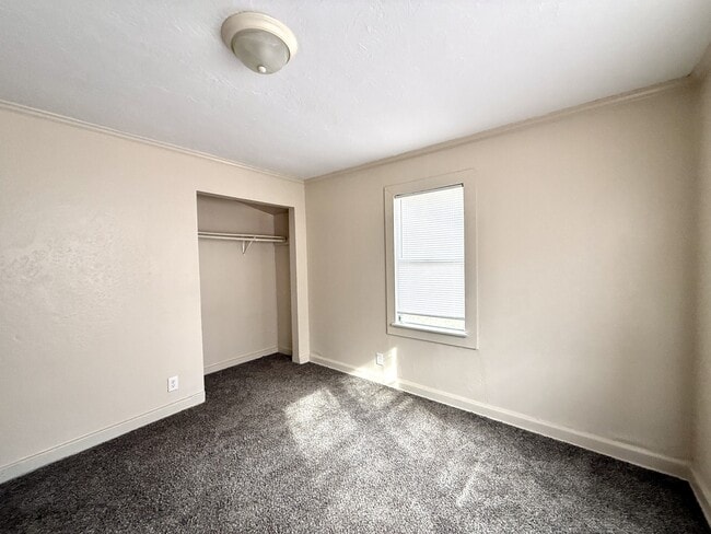 Building Photo - 1218 G St NW