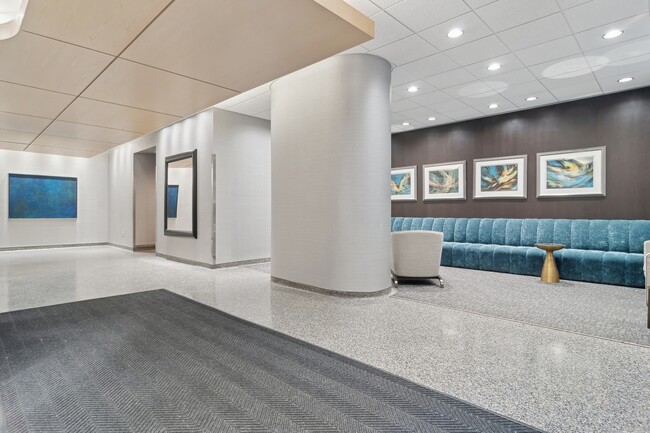 Building Photo - 405 N Wabash Ave