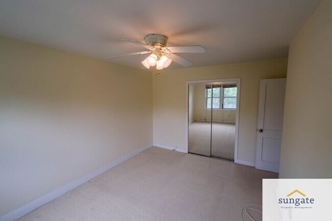 Building Photo - 8616 Pleasant Plains Rd