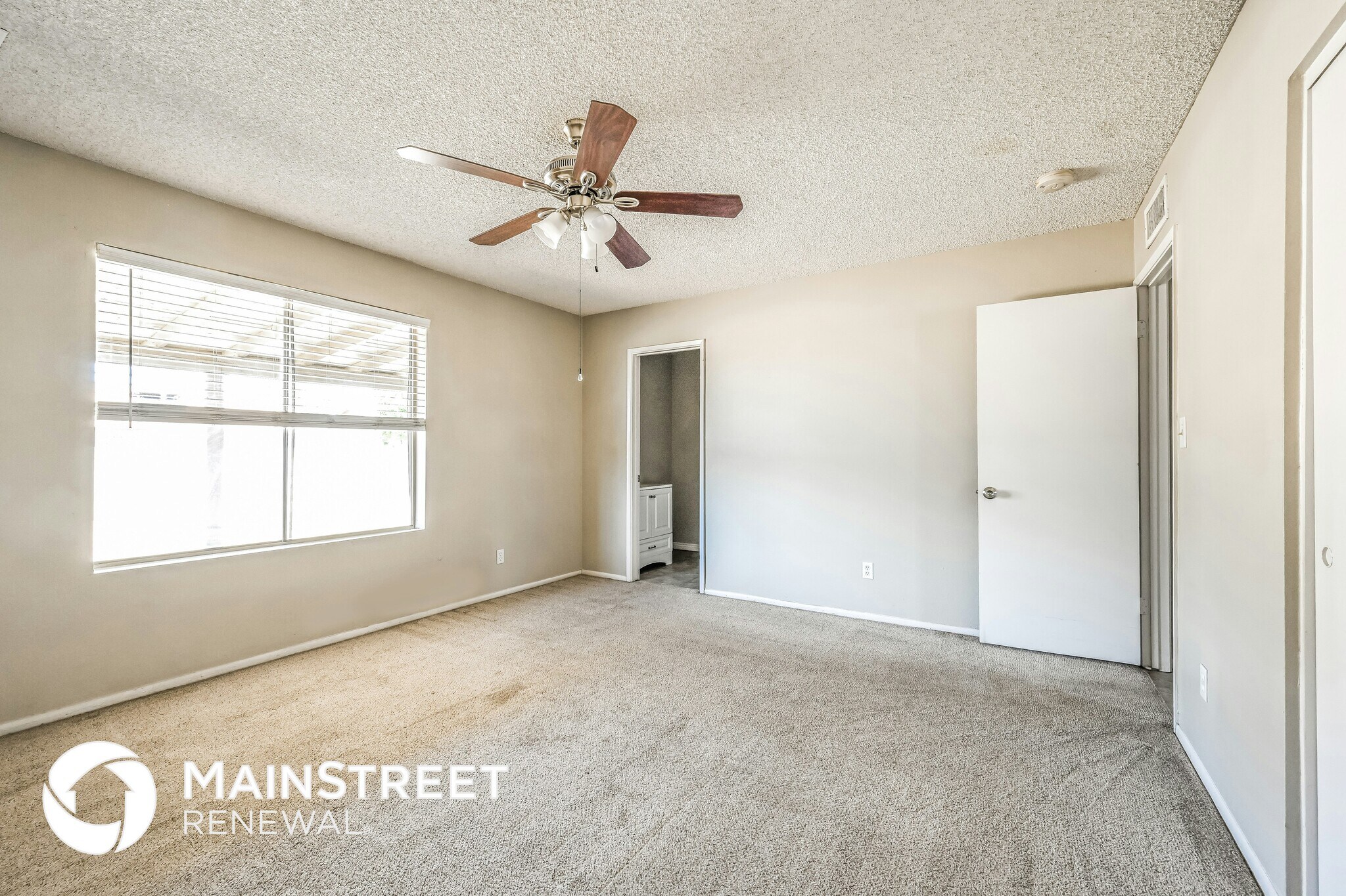 Building Photo - 9022 N 63rd Dr