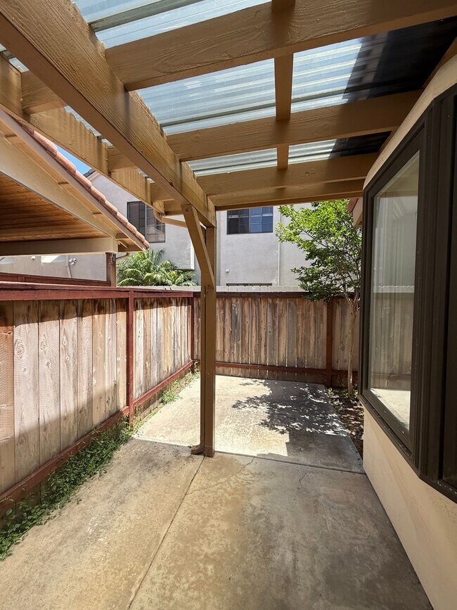 Building Photo - Beautiful Home in Pacific Beach