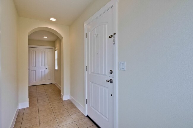 Building Photo - 3-Bed, 3-Bath Home in Sunnyvale near Seven...